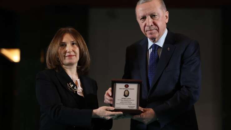 Ankara Vali Yardımcısı Elif Nur Bozkurt Tandoğan’a Ödül