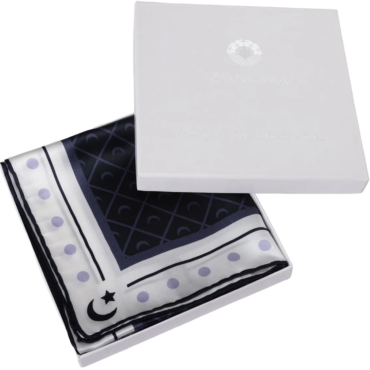 Ay Yıldız Desenli İpek Eşarp | Beyaz – Lacivert