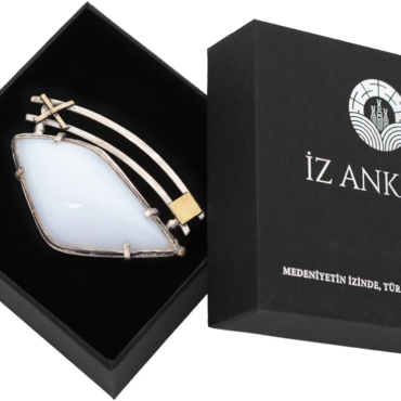 Beyaz-Gümüş Ametist Broş