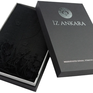 Gecenin Büyüsü – Siyah Sof Dokuma Şal