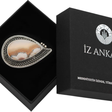 Kahverengi-Beyaz Damla Şekilli Agat Broş