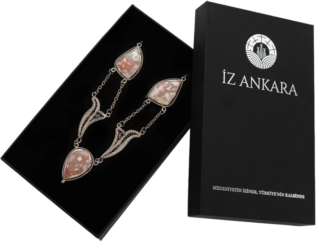 Kahverengi-Beyaz Üçlü Agat Taşlı Gümüş Kolye