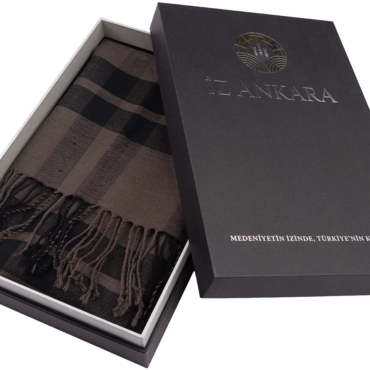 Kahverengi Ekoseli Sof Dokuma Şal