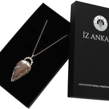 Kahverengi-Gri Doğal Formlu Agat Gümüş Kolye