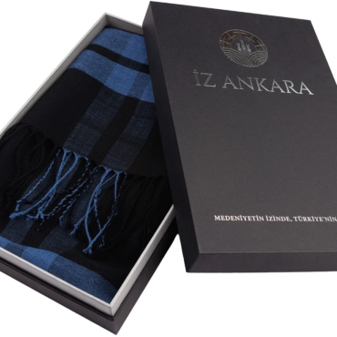 Mavi Ekoseli Sof Dokuma Şal