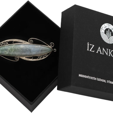 Yeşil-Gri Uzun Agat Broş