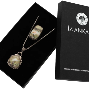 Yeşil-Kahverengi Dikdörtgen Agat Kolye ve Yüzük Seti